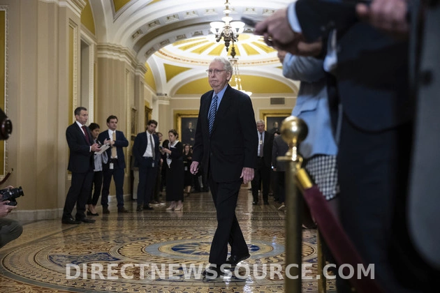 mcconnell_warns_trump_to_rebuff_right_wing_flirtation_with_isolation