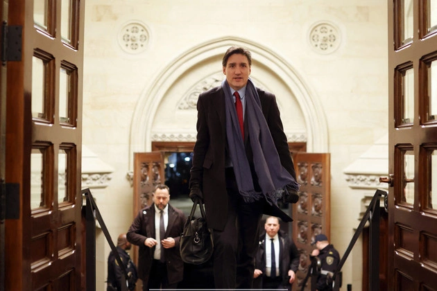 canada_hits_back_against_trump_tariffs_we_will_not_back_down