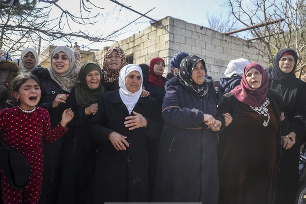 2_days_of_clashes_and_revenge_killings_in_syria_leave_more_than_1000_people_dead