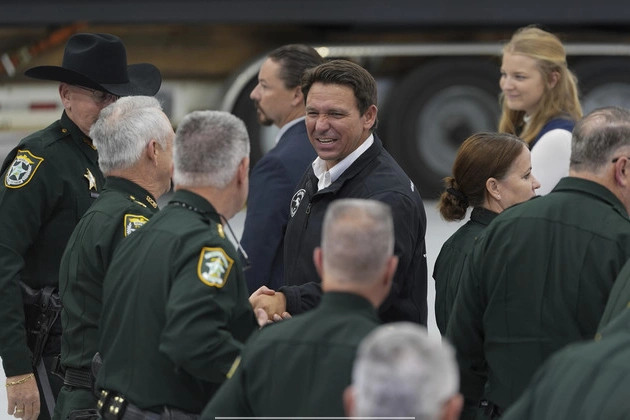 florida_opens_a_new_legislative_session_with_political_storm_clouds_looming