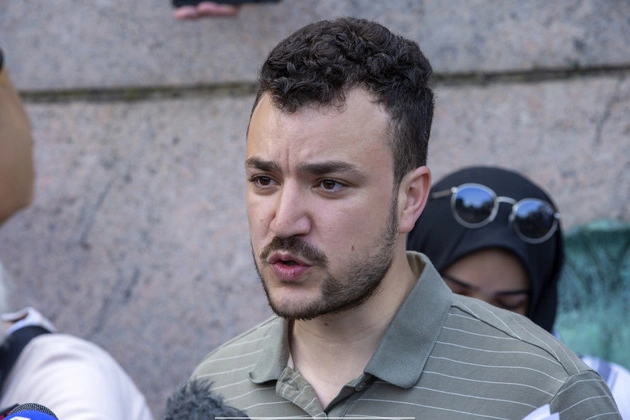 ice_arrests_palestinian_activist_who_helped_lead_columbia_university_protests_his_lawyer_says