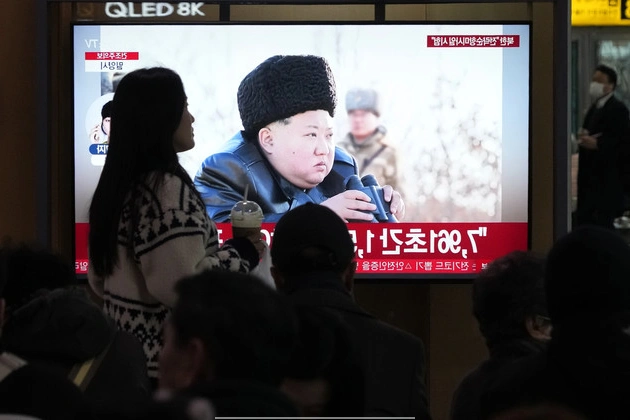 us_aircraft_carrier_arrives_in_south_korea_after_north_korea_test_fired_missiles