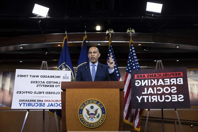 screaming_from_the_rooftops_democrats_jump_on_trumps_tariffs_with_an_eye_on_the_midterms