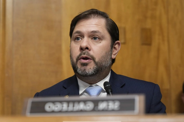 democratic_senator_says_gop_is_trying_to_woo_fetterman