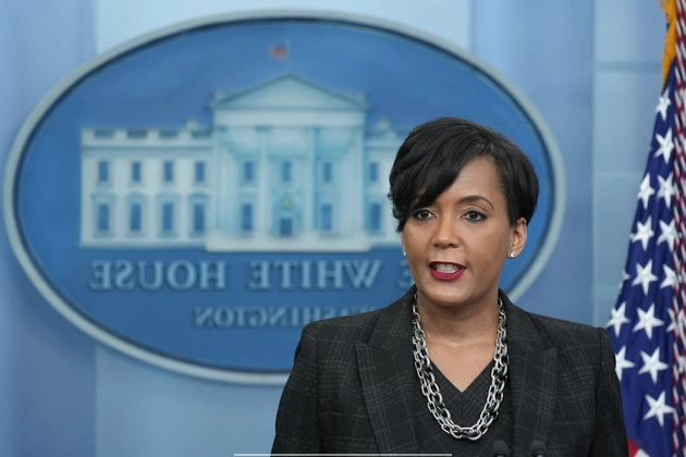 ex_atlanta_mayor_keisha_lance_bottoms_enters_georgia_governor_race_in_test_for_dems