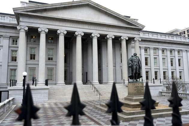 glaring_red_flag_treasury_doge_team_discloses_bank_stock_holdings