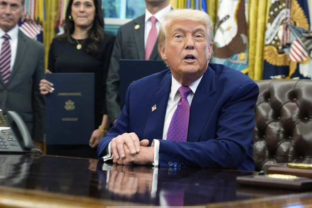 judge_temporarily_blocks_trump_administration_from_laying_off_federal_employees
