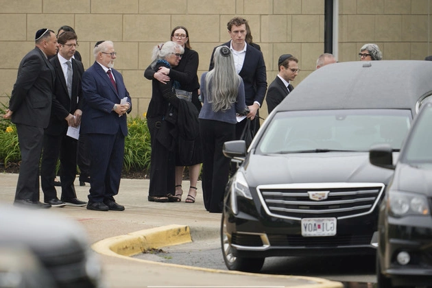 private_memorial_held_for_israeli_embassy_staffer_killed_in_dc_ambush