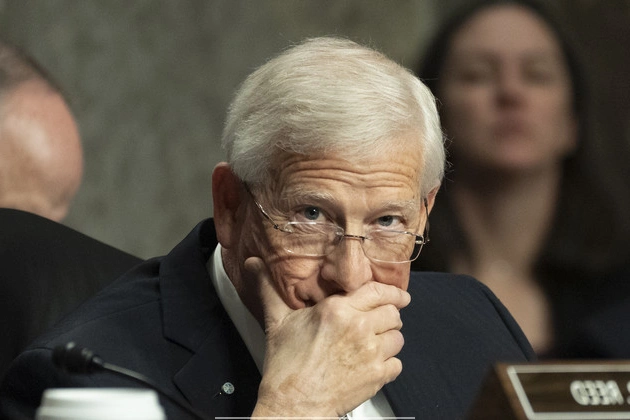 senate_armed_services_leader_pans_trumps_qatar_jet_plan