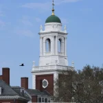 trump_administration_bars_harvard_from_new_federal_research_funding