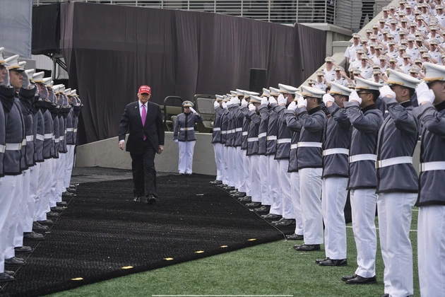 trump_magafies_west_point