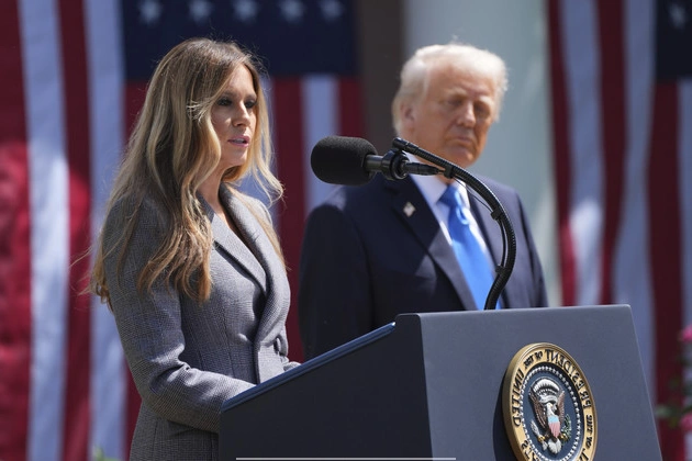 trump_signs_take_it_down_act_criminalizing_deepfake_and_revenge_porn