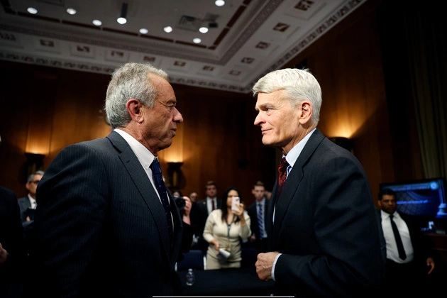 why_the_1_senator_who_can_rein_in_rfk_jr_isnt_calling_him_out