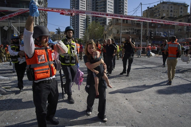 israel_threatens_irans_top_leader_after_missiles_damage_hospital_and_wound_more_than_200