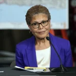 la_mayor_imposes_limited_curfew_as_protests_draw_on