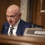 mark_kelly_finds_a_receptive_audience_to_talk_about_gun_violence