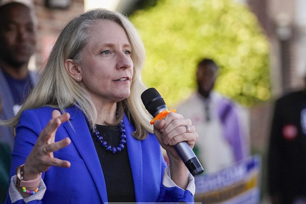 moderate_democrats_hope_spanberger_holds_the_answer_to_their_political_problems