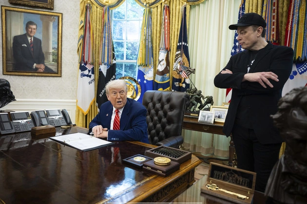 the_trump_musk_bromance_devolves_into_a_chaotic_public_breakup