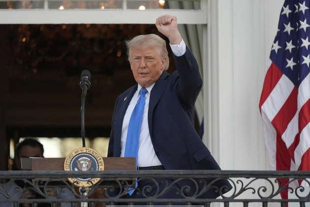 trump_issues_new_multi_country_travel_ban