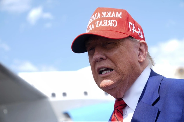 trump_says_us_doesnt_have_to_meet_nato_spending_goal