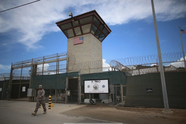 trump_team_plans_to_send_thousands_of_migrants_to_guantanamo_starting_as_soon_as_this_week