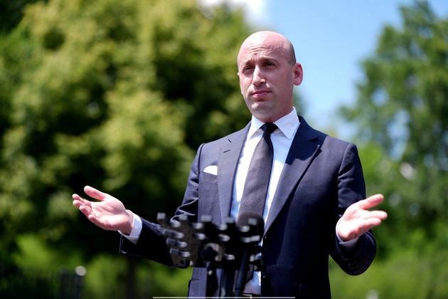 white_house_condemns_democrat_who_told_stephen_miller_to_go_back_to_1930s_germany
