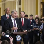 white_house_sends_dr_oz_to_calm_senate_nerves