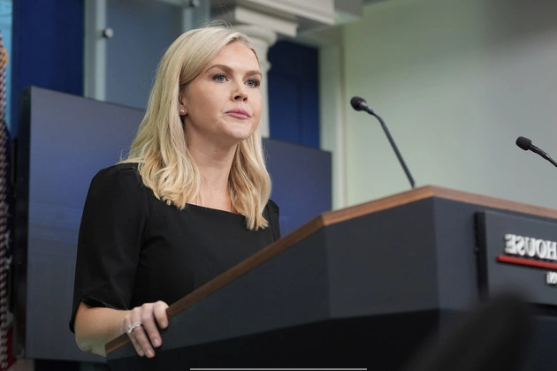 white_house_tries_to_find_messaging_balance_on_trumps_regime_change_comment